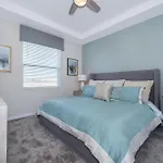 3131-403Ar Storey Lake, Condo 2/2 Lake View
